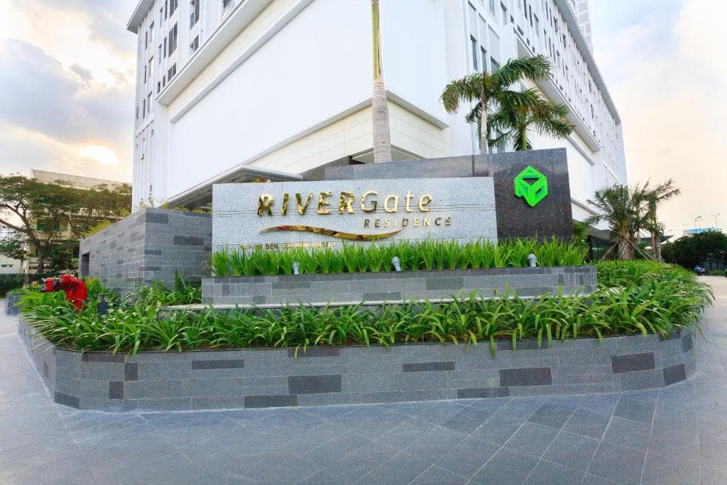 Service Apartment - Rivergate Building