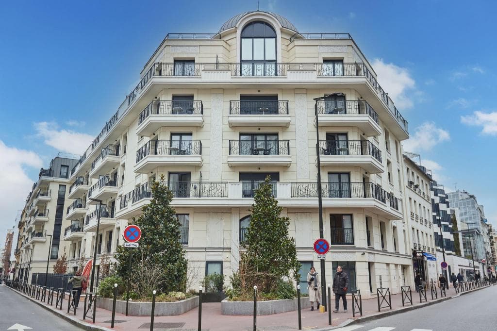 Appart Hotel Paris Levallois Maurice Ravel in Paris, France