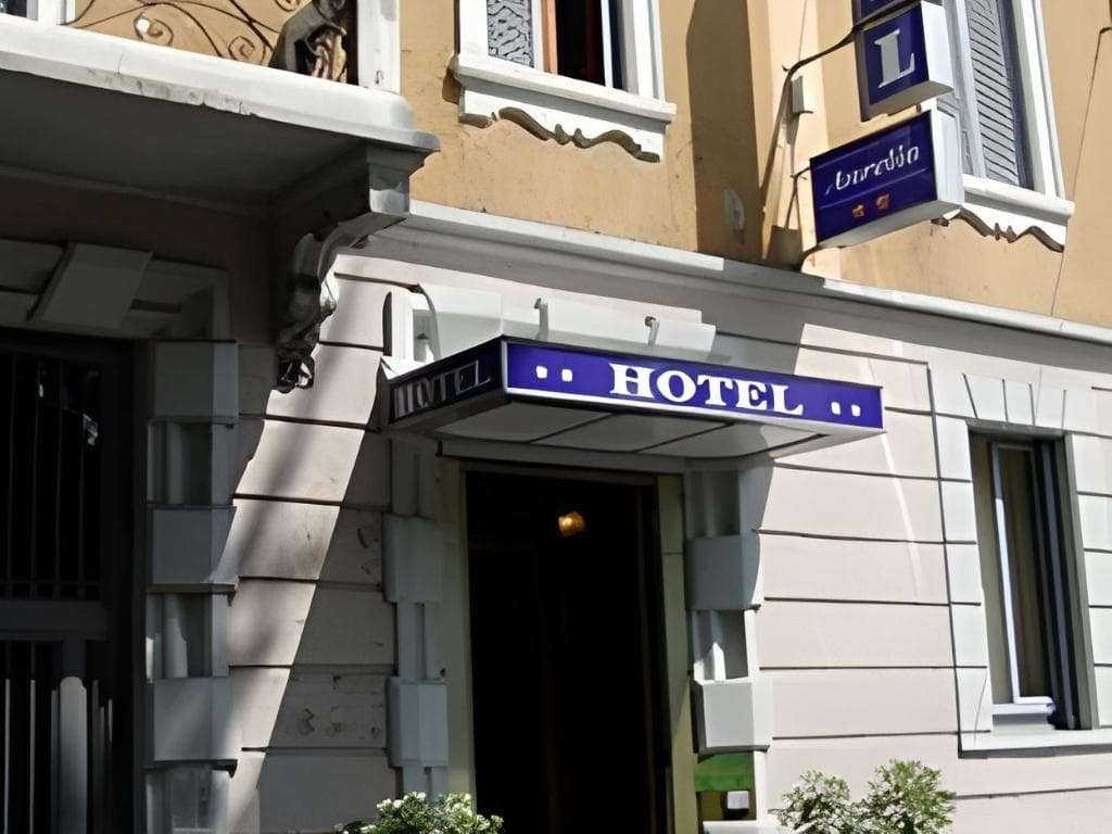 Hotel Aurelia in Milan, Italy