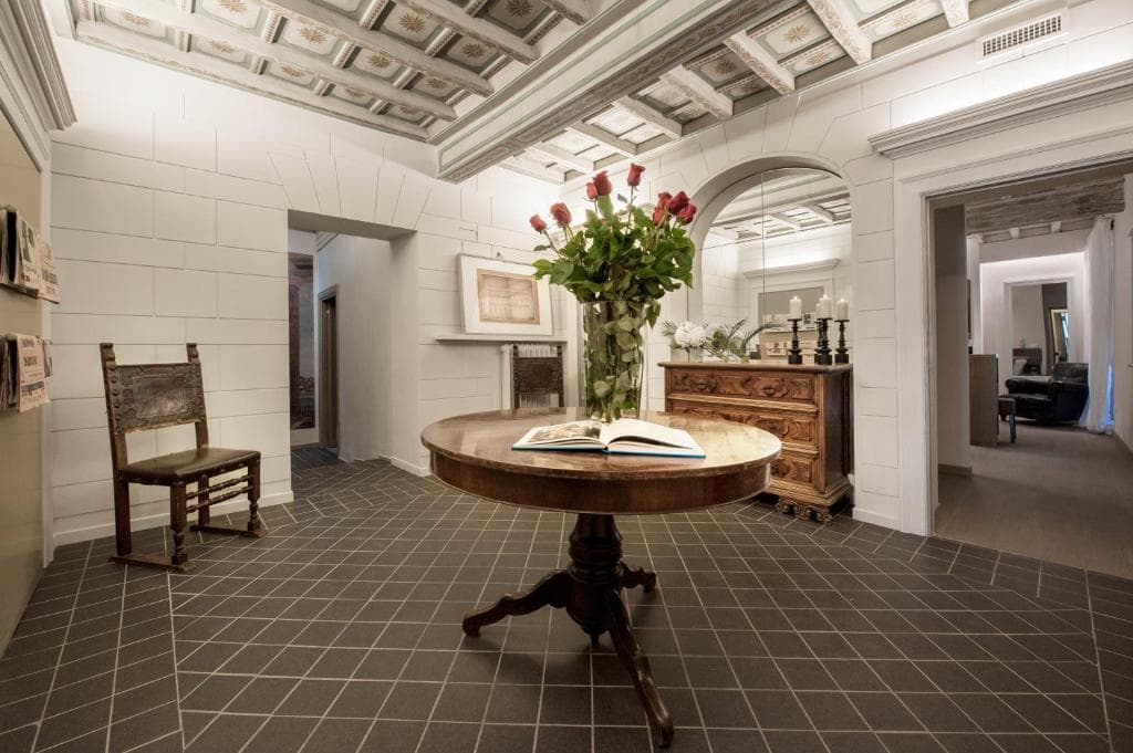 Raffaello Charmsuite in Rome, Italy