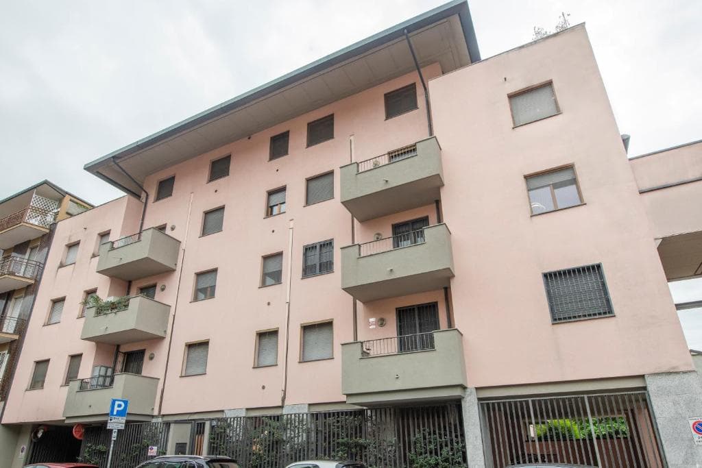 La casa sul Naviglio di Debora in Milan, Italy