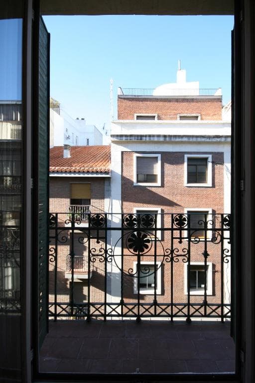 CH Bueno in Madrid, España