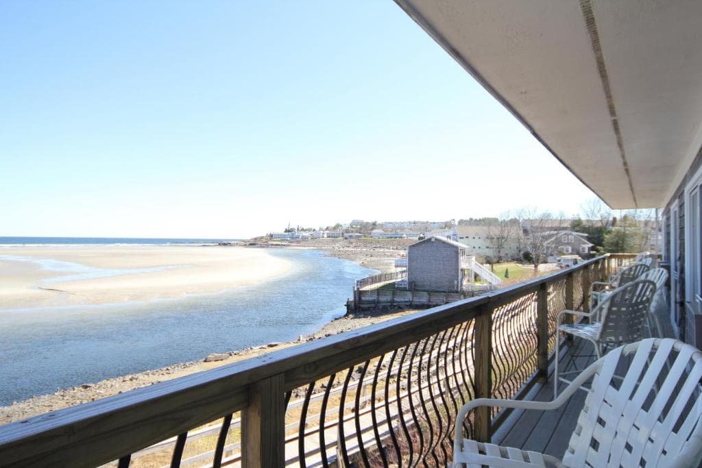Terrace By The Sea in Ogunquit (ME), United States