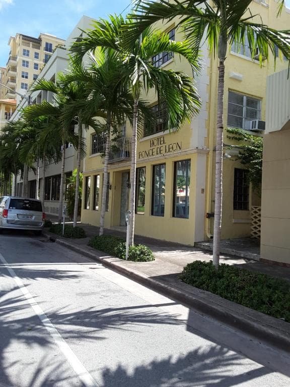 Hotel Ponce de Leon in Miami (FL), United States