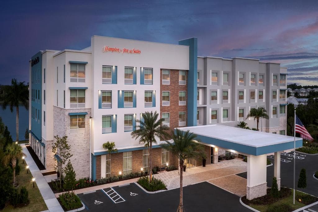Hampton Inn and Suites by Hilton Naples South in Naples (FL), United States
