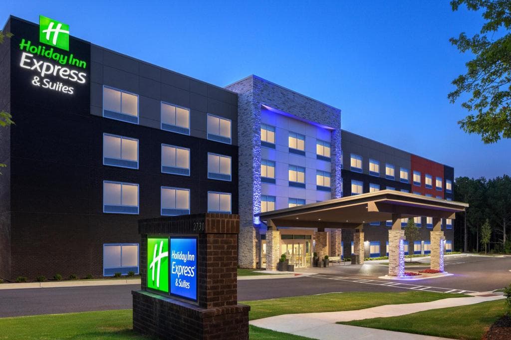 Holiday Inn Express & Suites Buford - Mall of Georgia