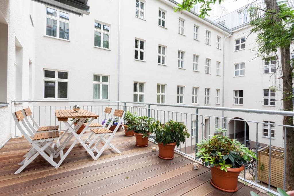 Lofty Torstr Apartments, 4 unique units from 1-3 bedrooms in Mitte, ideal for families & groups, fro in Berlin, Germany