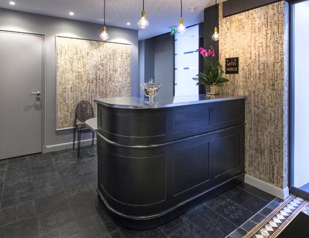 Hotel Le Mireille in Paris, France