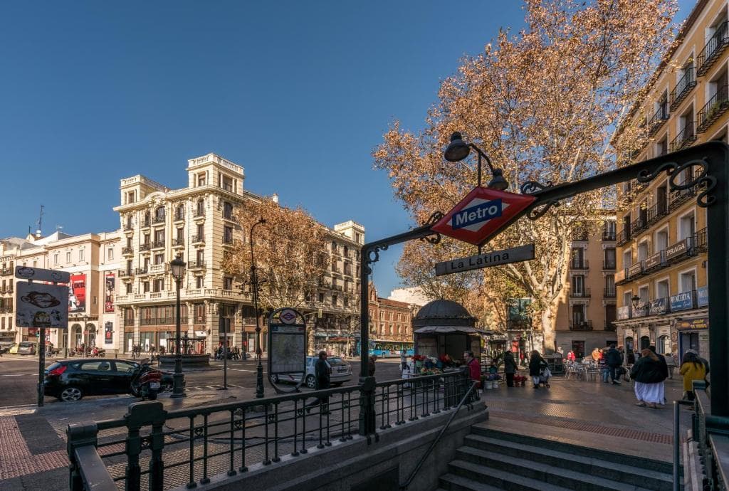Apartamentos Madrid XXXIII - Alojamiento de Temporada in Madrid, España