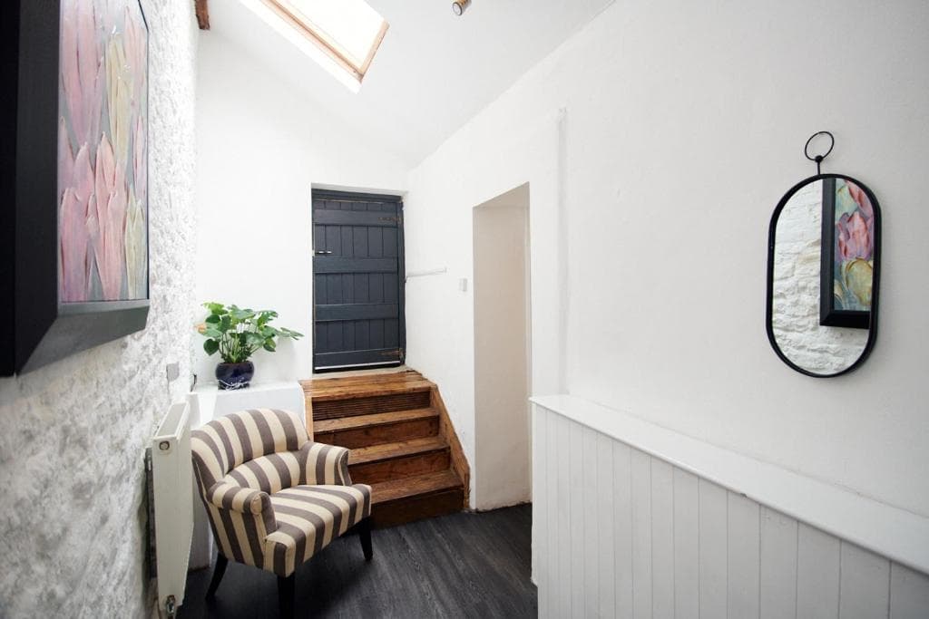 The Old Farmhouse in Bristol, United Kingdom