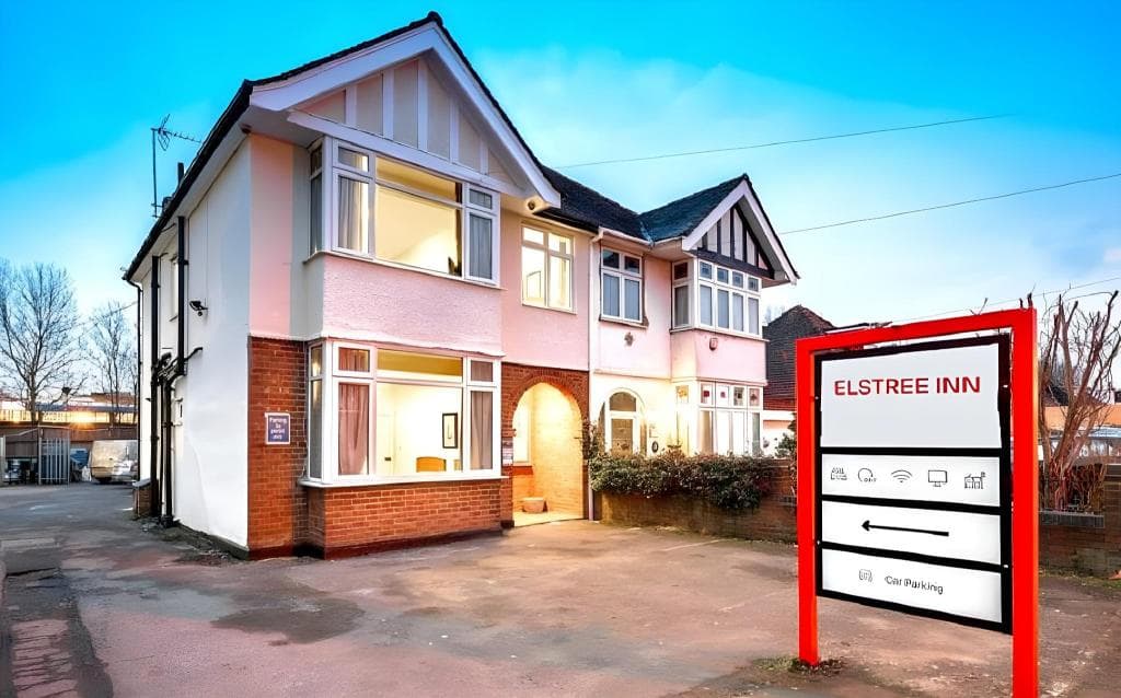 Elstree Inn