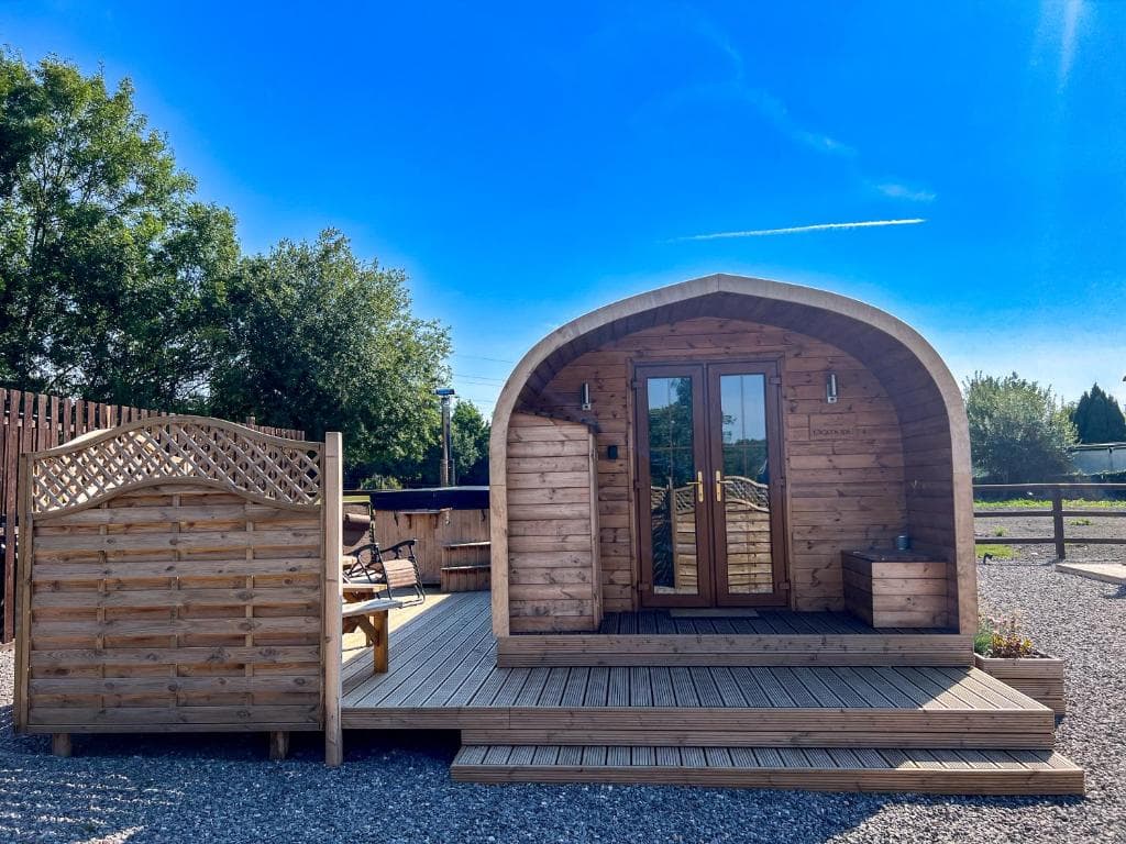 Bryn Glamping in Pencoed, United Kingdom