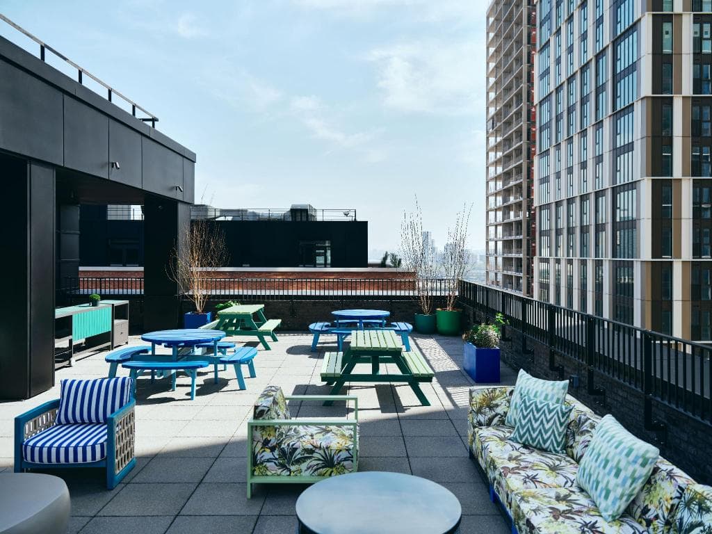 Vertus Edit Canary Wharf in London, United Kingdom