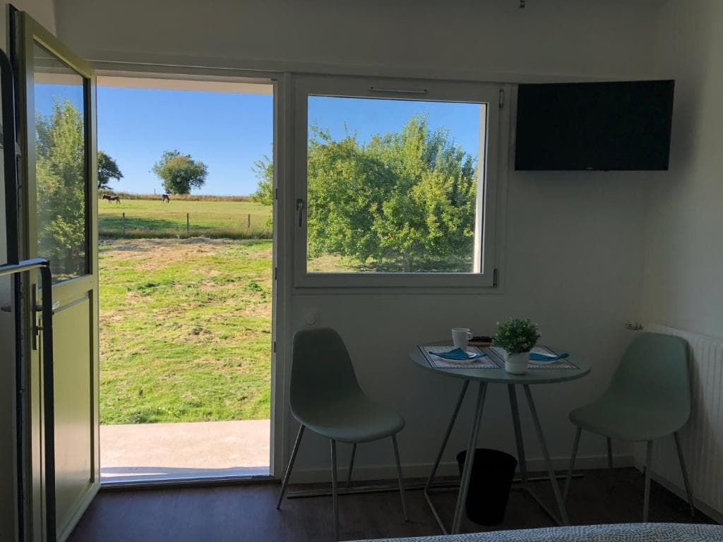 Les Sept Logias in Les Loges, France