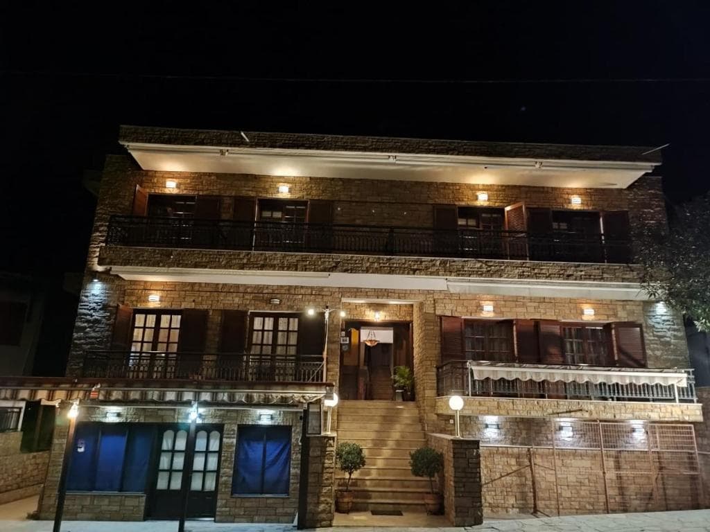 Ξενωνας Φωτεινη in Chalkidiki, Greece