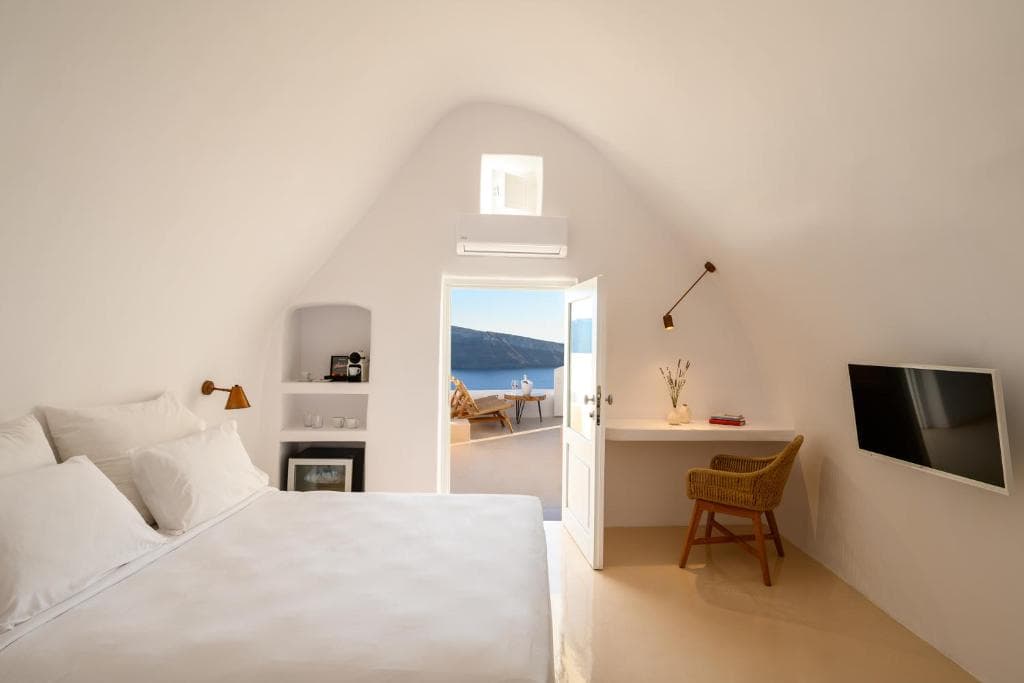 Canvas Suites in Santorini, Greece