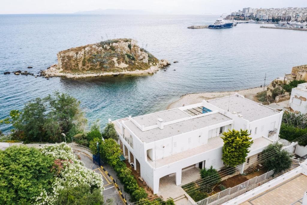 BEDWAVE Seaside Mansion in Athens, Greece