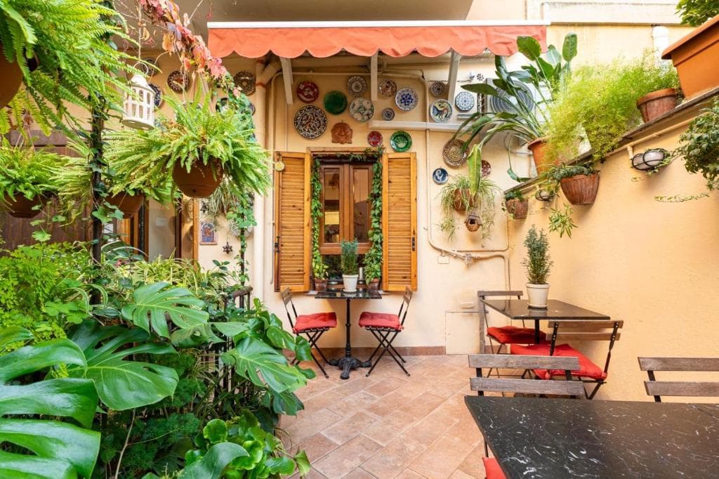 Al Ponte Del Papa B&B in Rome, Italy