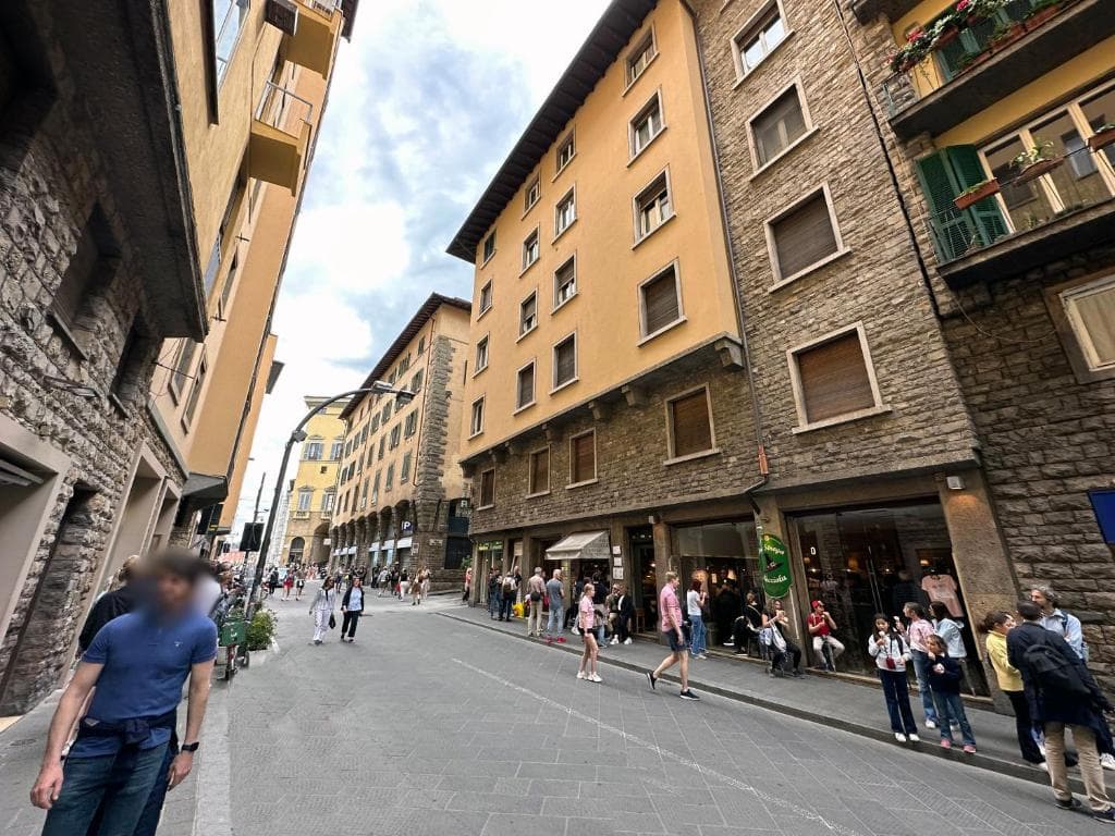 MyFlorenceHoliday Gold Bridge in Florence, Italy