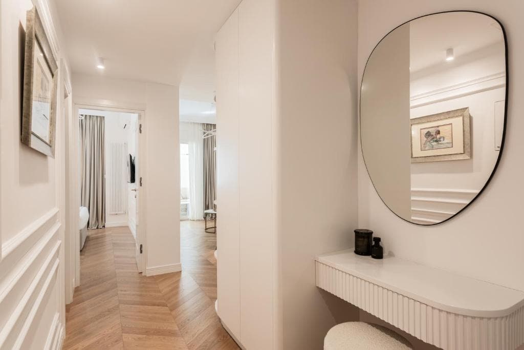 Elegant apartment a breath away from the Acropolis in Athens, Greece