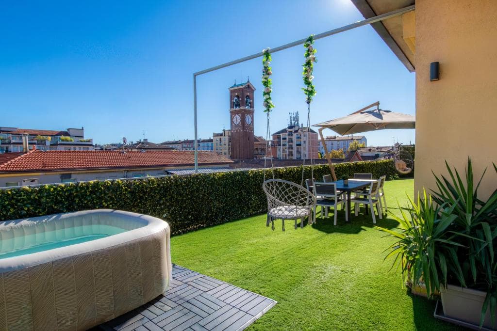 Spazioso appartamento con terrazzo Navigli,Bocconi in Milan, Italy