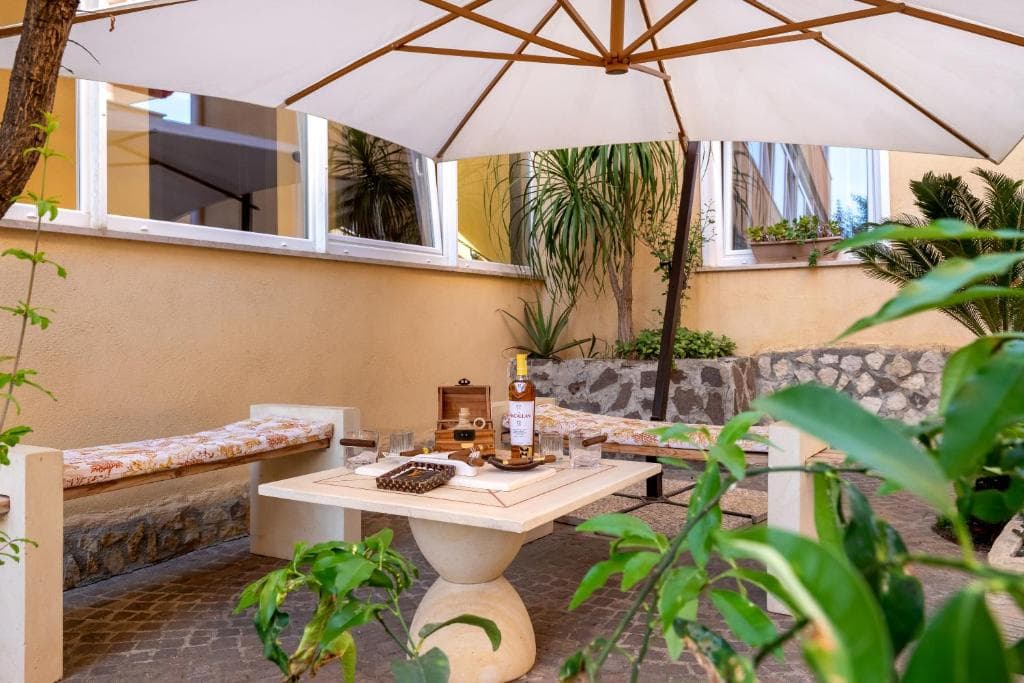 Hotel De La Ville Relais in Rome, Italy
