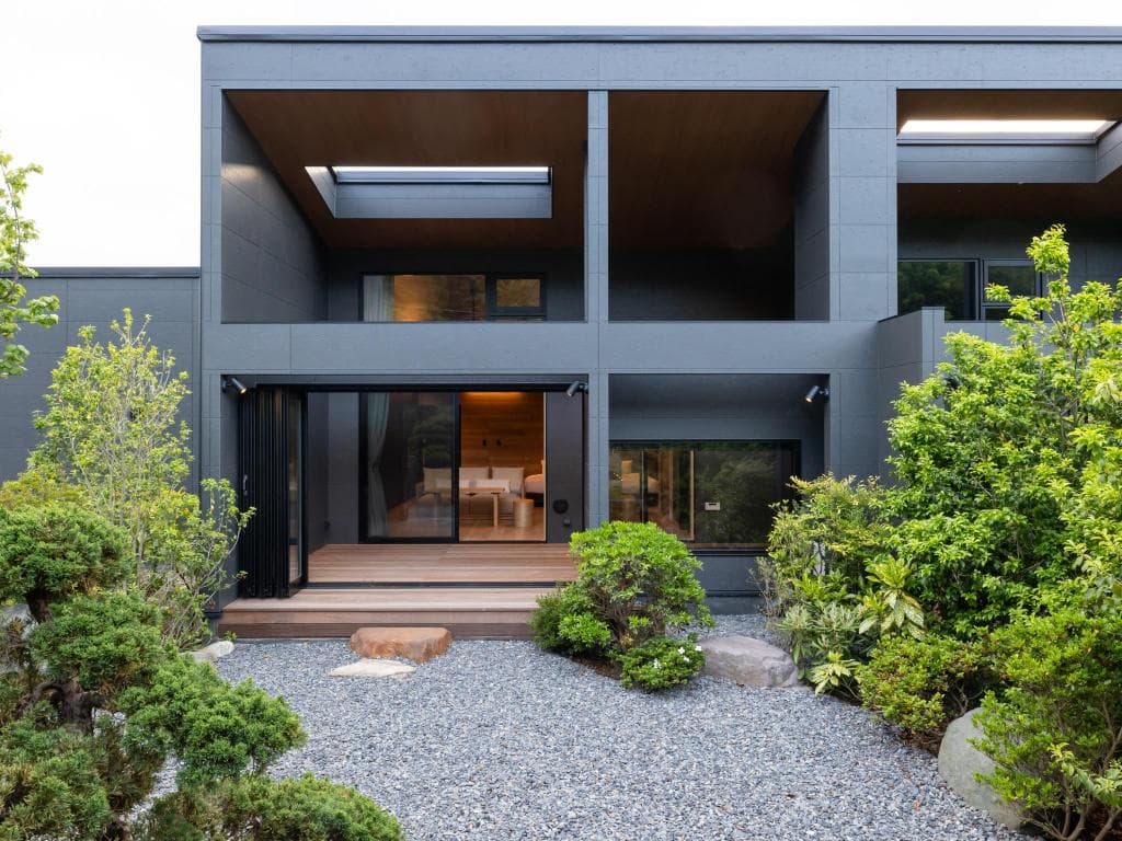 7c villa & winery in Fujikawaguchiko, Japan