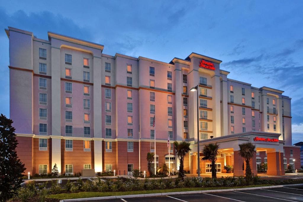 Hampton Inn & Suites Orlando Airport @ Gateway Village in Orlando (FL), United States
