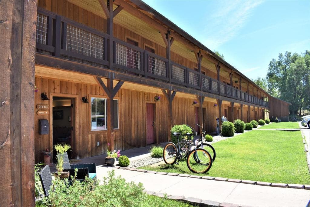 Methow River Lodge and Cabins in Winthrop (WA), United States