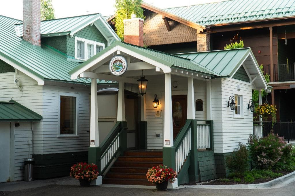 Huff House Inn and Cabins in Jackson (WY), United States