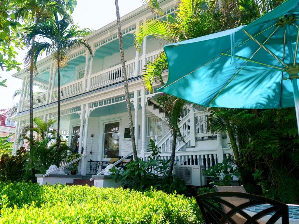Southernmost Point Guest House & Garden Bar in Key West (FL), United States