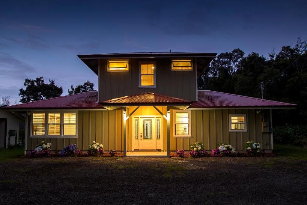 Kilauea House in Volcano (HI), United States