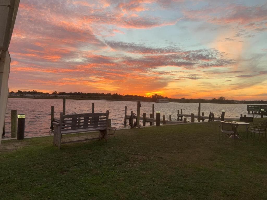 Waterway Inn in Cedar Point (NC), United States