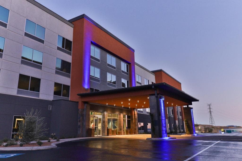 Holiday Inn Express And Suites Henderson South - Boulder City By IHG in Las Vegas (NV), United States