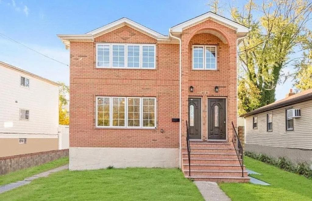 Luxury Guest Home - 10 Min to JFK in New York (NY), United States
