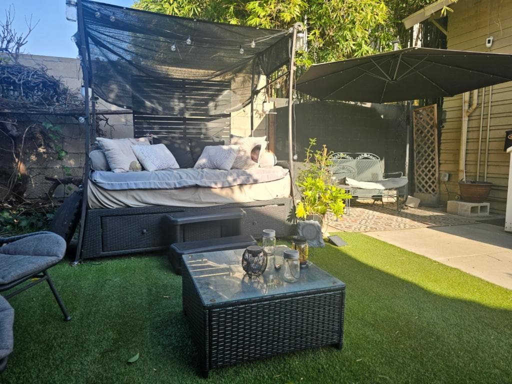 Tranquility at the House of Alchemy Hollywood in Los Angeles (CA), United States