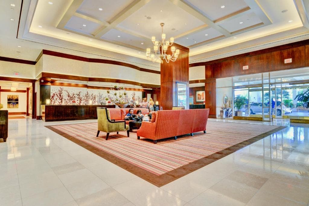 Strip View Balcony Suites - No Resort Fee ! in Las Vegas (NV), United States