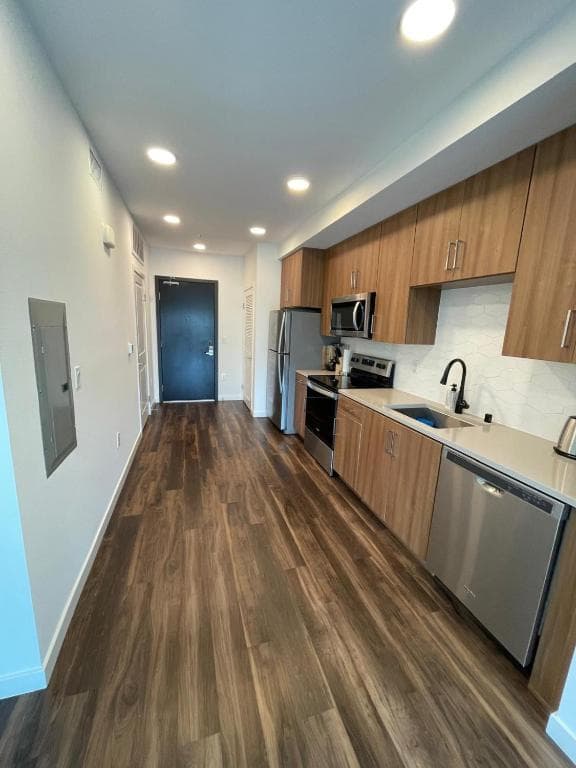 Cozy Loft Sunset FRRE WIFI and DESIGNATED Parking in Los Angeles (CA), United States
