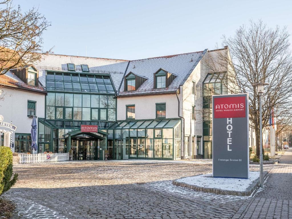 Atomis Hotel Munich Airport by Mercure in München, Germany