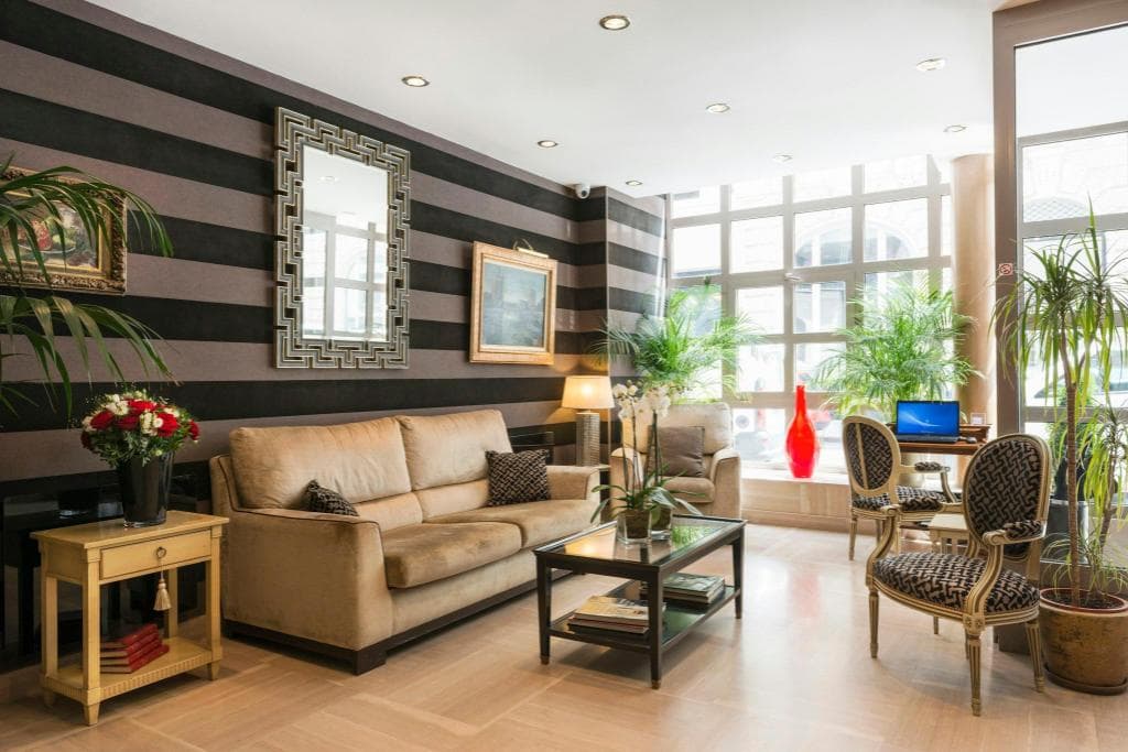 Hotel Volney Opera in Paris, France