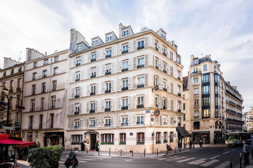 Hotel Louis 2 in Paris, France