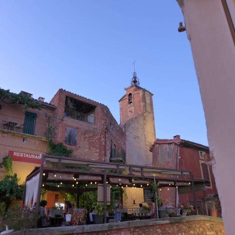 Maison d'hotes Une hirondelle en Provence in Roussillon, France