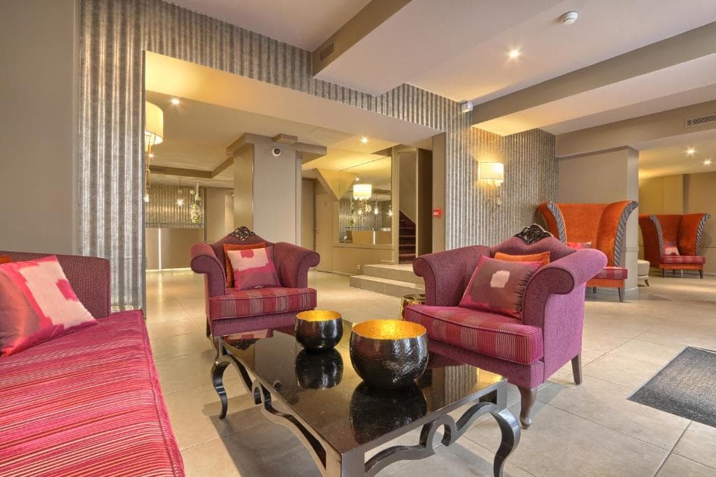 Hotel Mondial in Paris, France