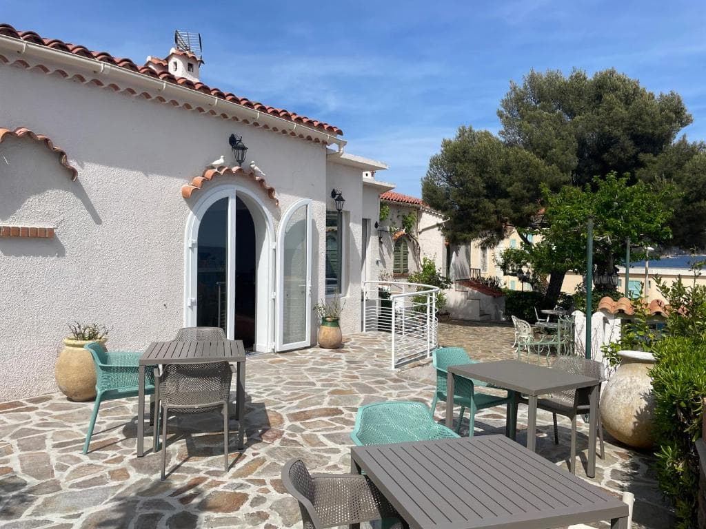 Hotel Astria in Le Lavandou, France