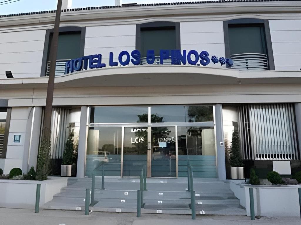 Hotel Los 5 Pinos in Madrid, España