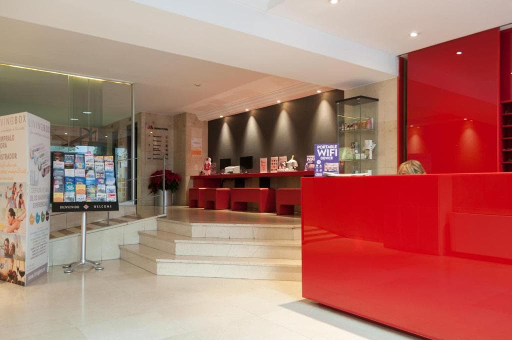 Aparthotel Atenea Calabria in Barcelona, España