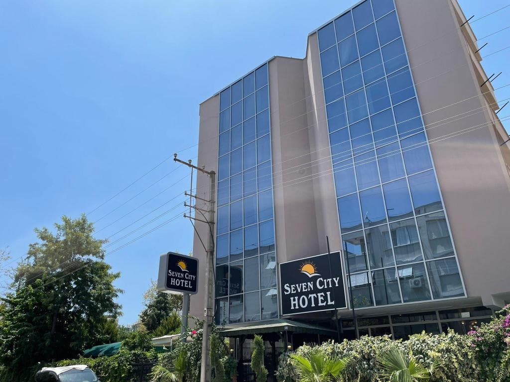 Seven City Hotel in Antalya, Türkiye